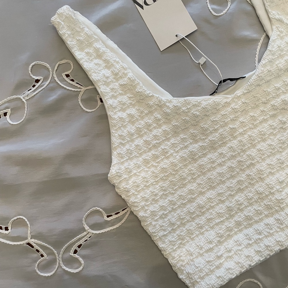 New Zara Textured Crop Top - Picture 4 of 13